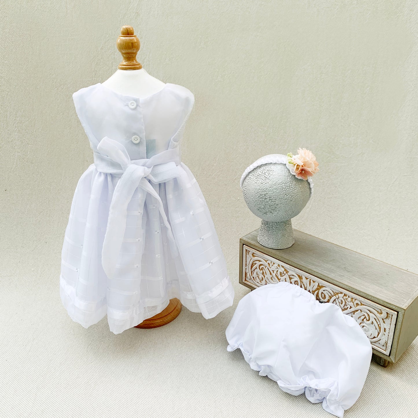 30%OFF Vestido desmangado salmón + vincha + calzoncito