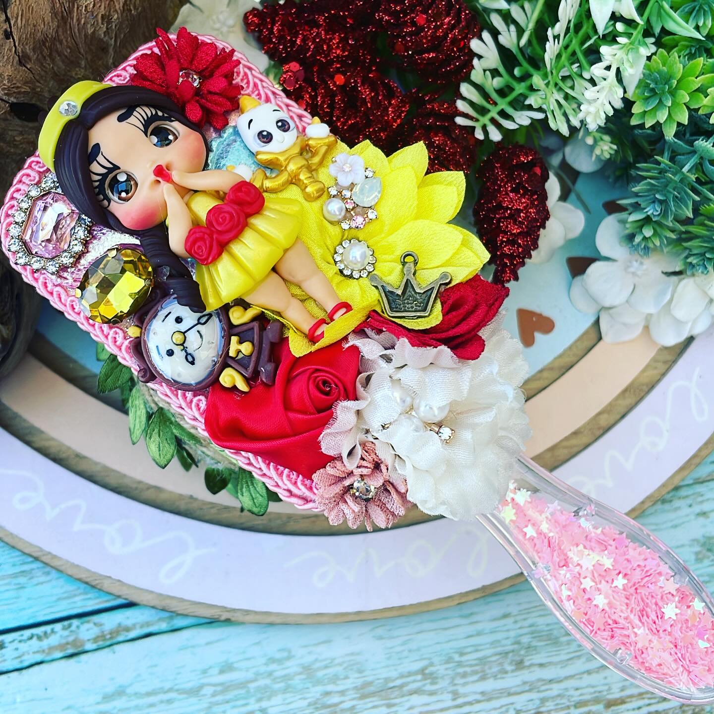 Peine temático Bella y Bestia