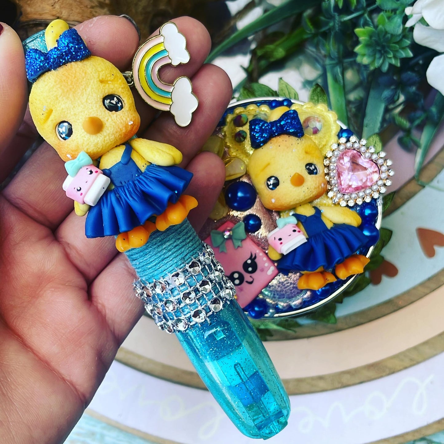 Borrador temático Escolares | Pollita