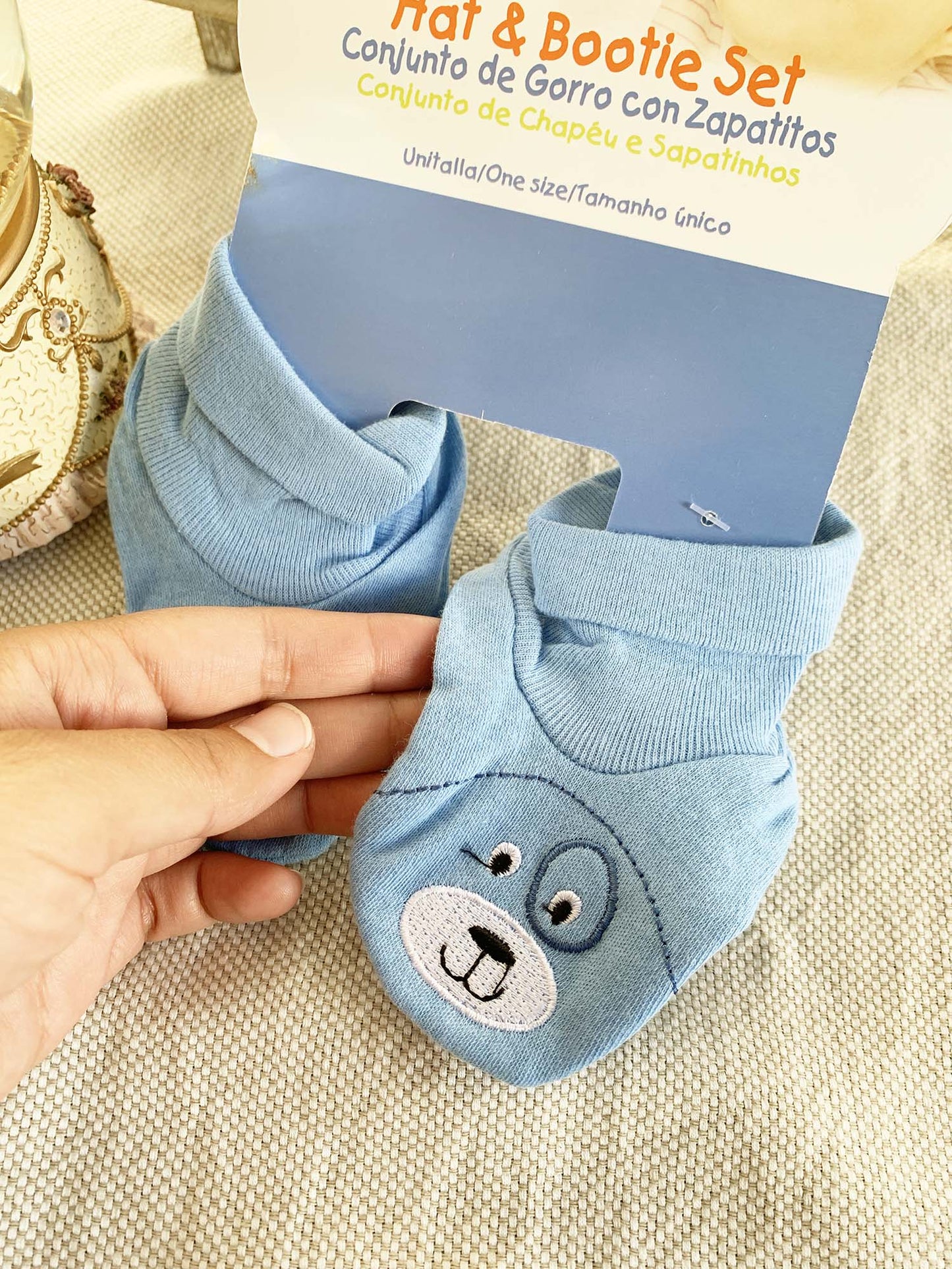 50%OFF Set gorrito y medias