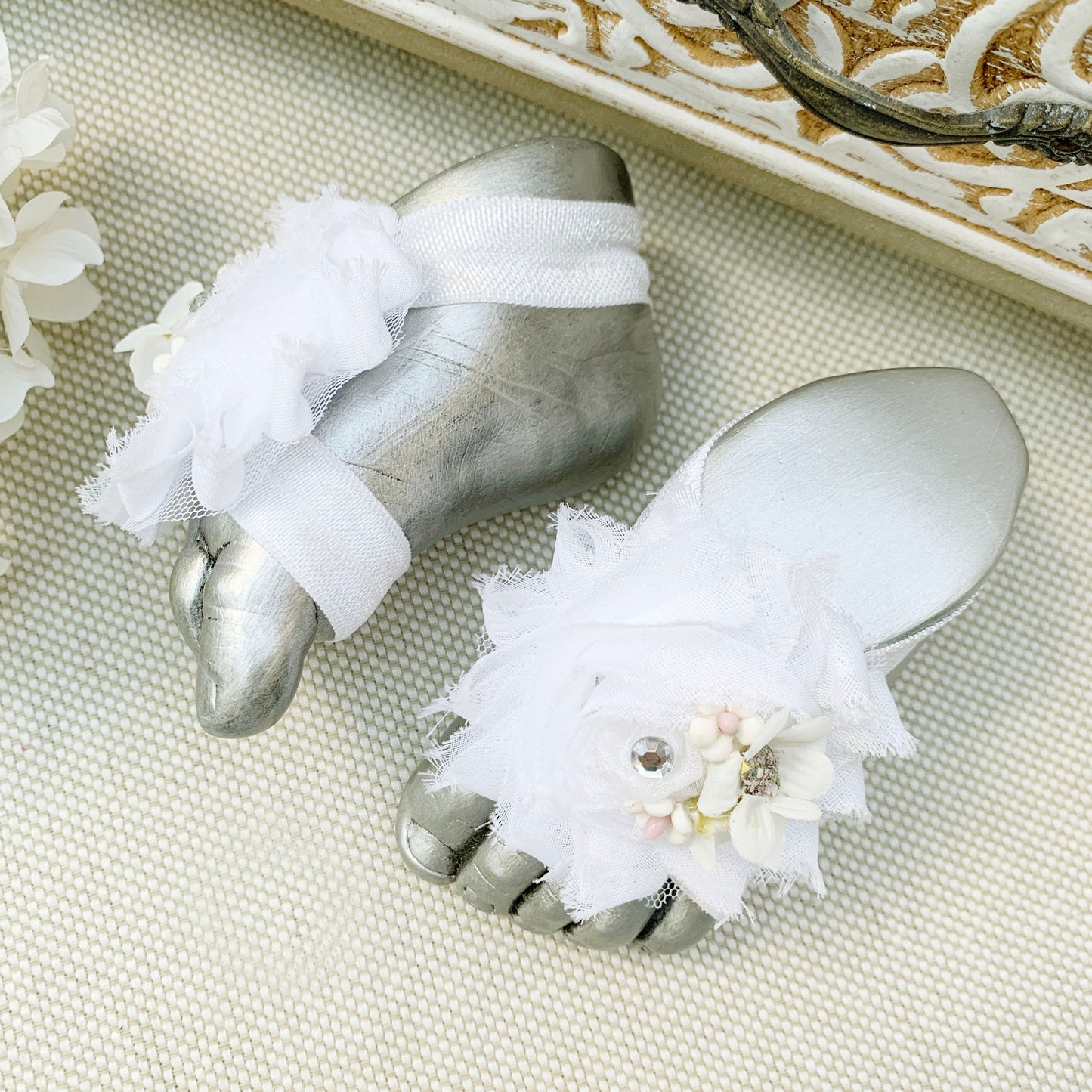 30%OFF Pies descalzos con flor shavy y pistilios