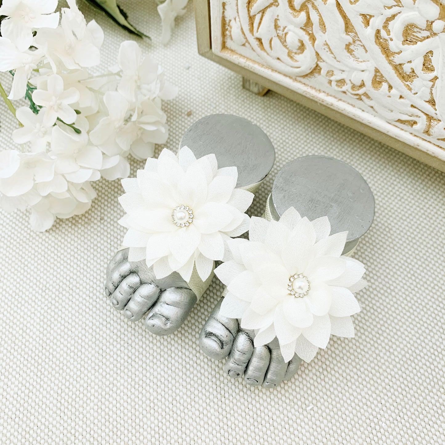 Pies descalzos con multiflores ivory
