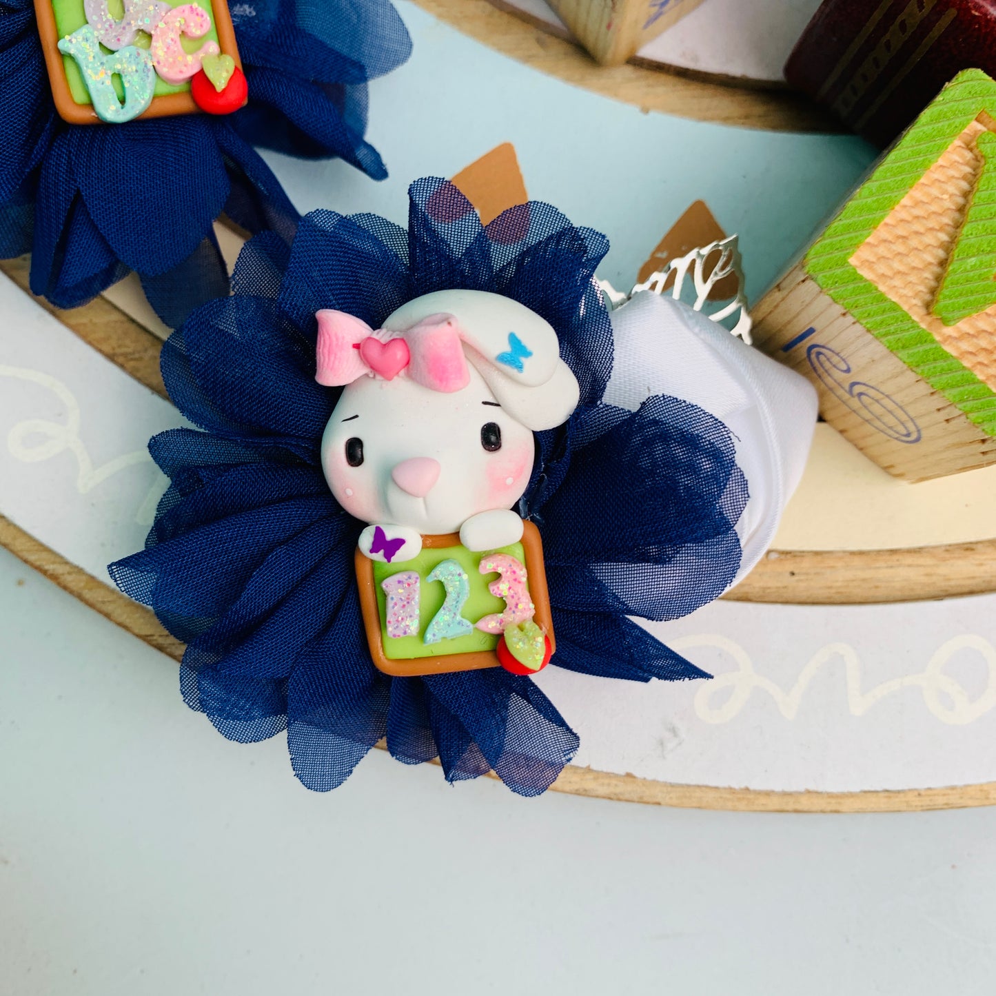 50%OFF Par de prensitas temática Escolares | Conejitas