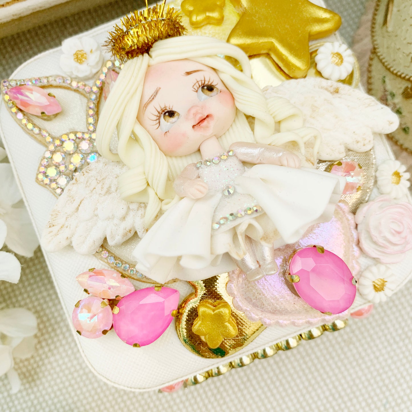 30%OFF Joyerito blanco para viaje o coqueta para madrina decorado artesanalmente