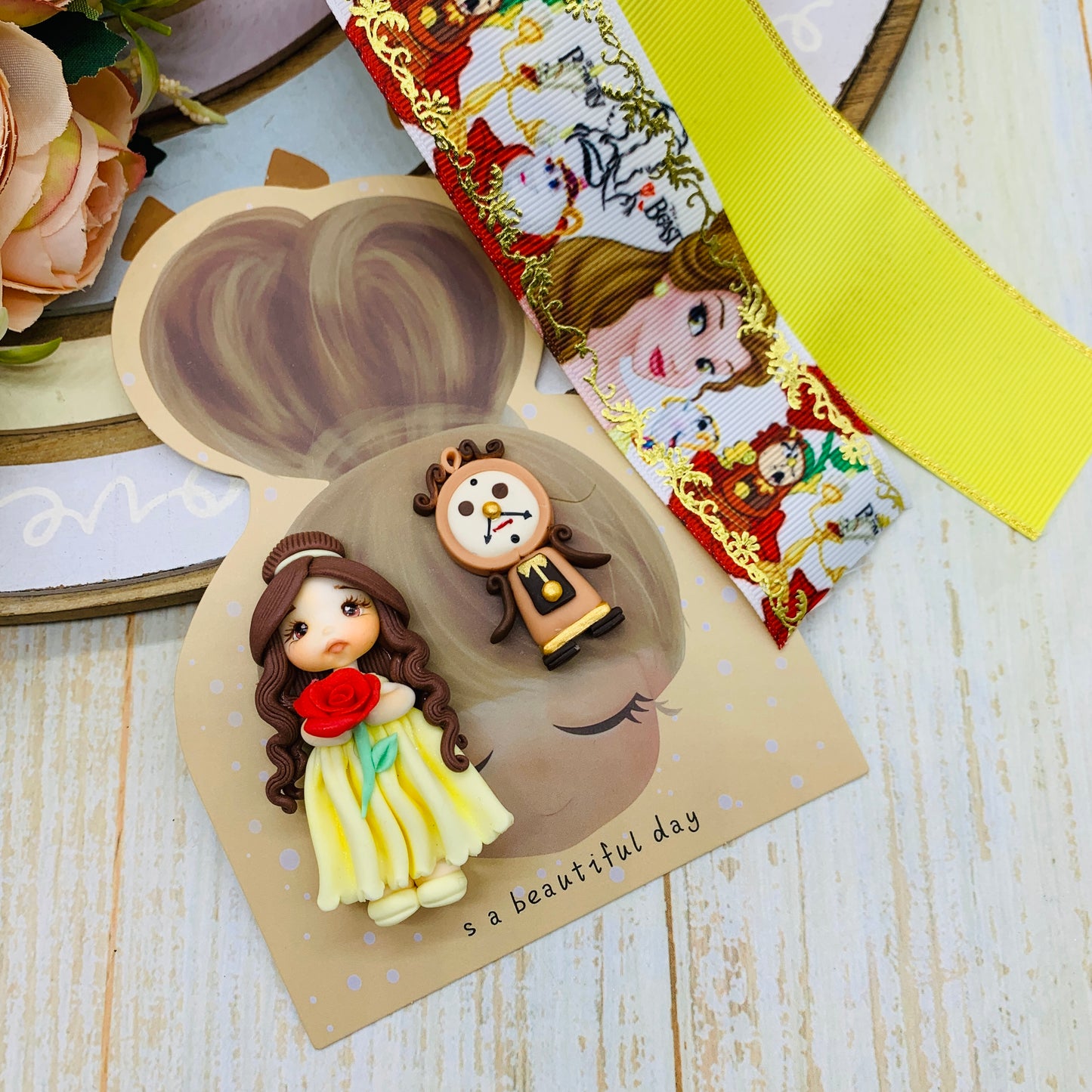 Set crea tu lazo/moño + porcelana temática Bella y Bestia Modelo 8