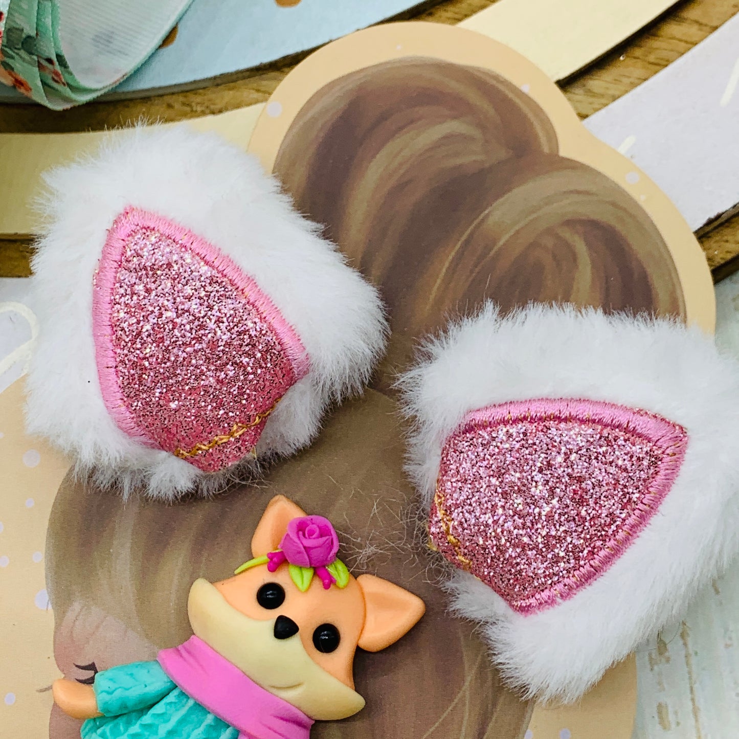 Set crea tu lazo/moño + porcelana temática Zorrita Modelo 25