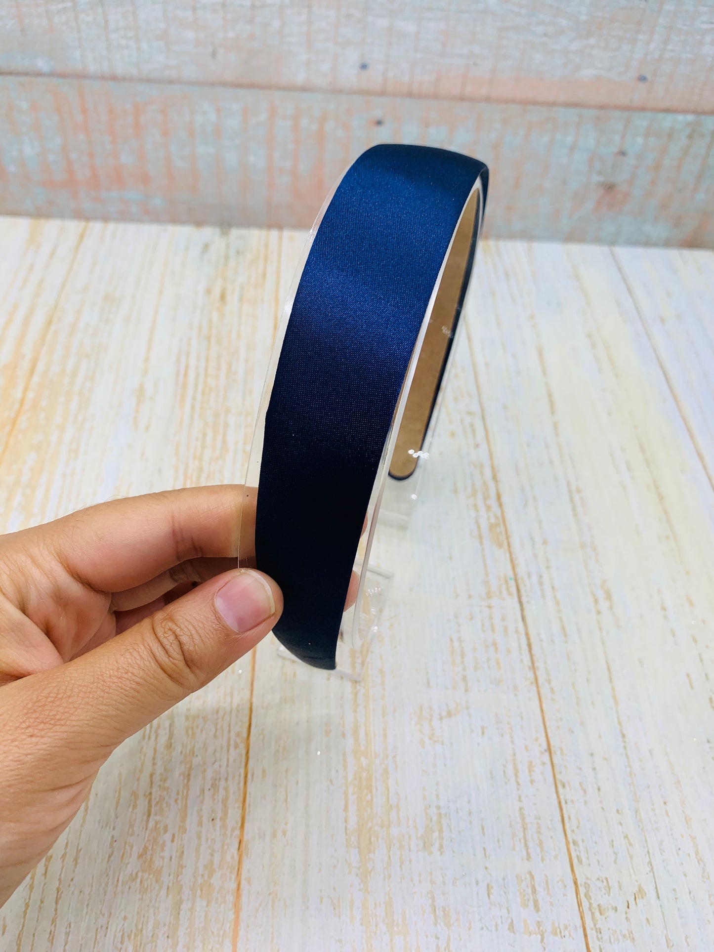 Diadema color azul navy satín