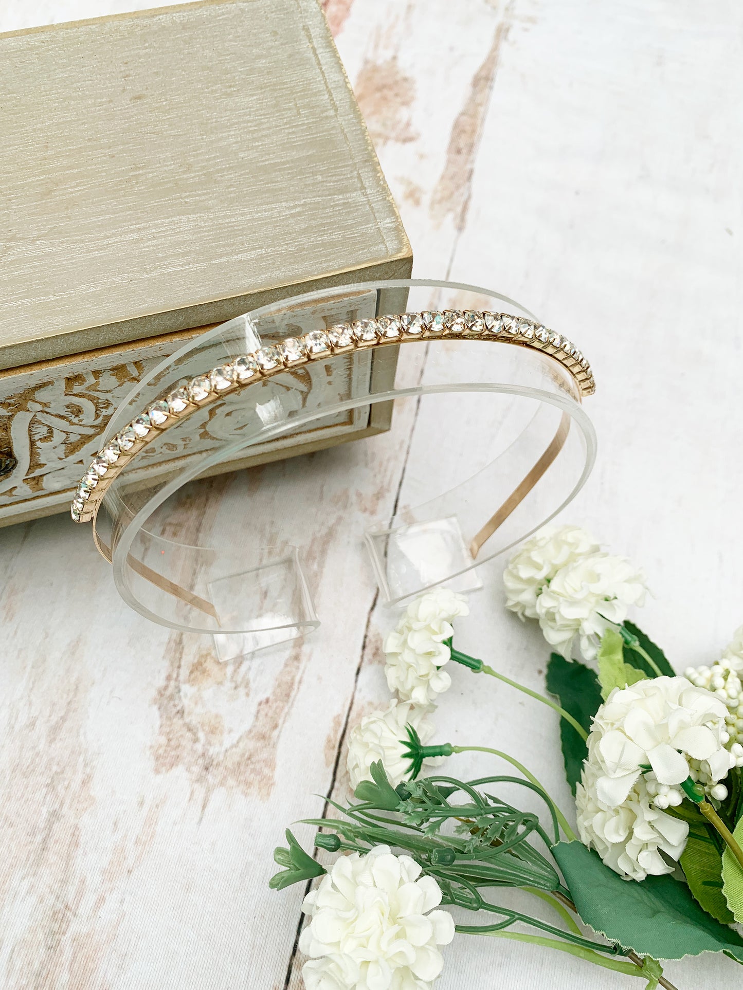 Diadema con pedrería