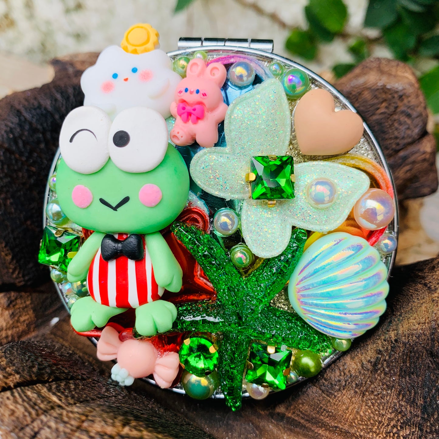 Espejito de bolsillo coleccion Sanrio | KEROPPI