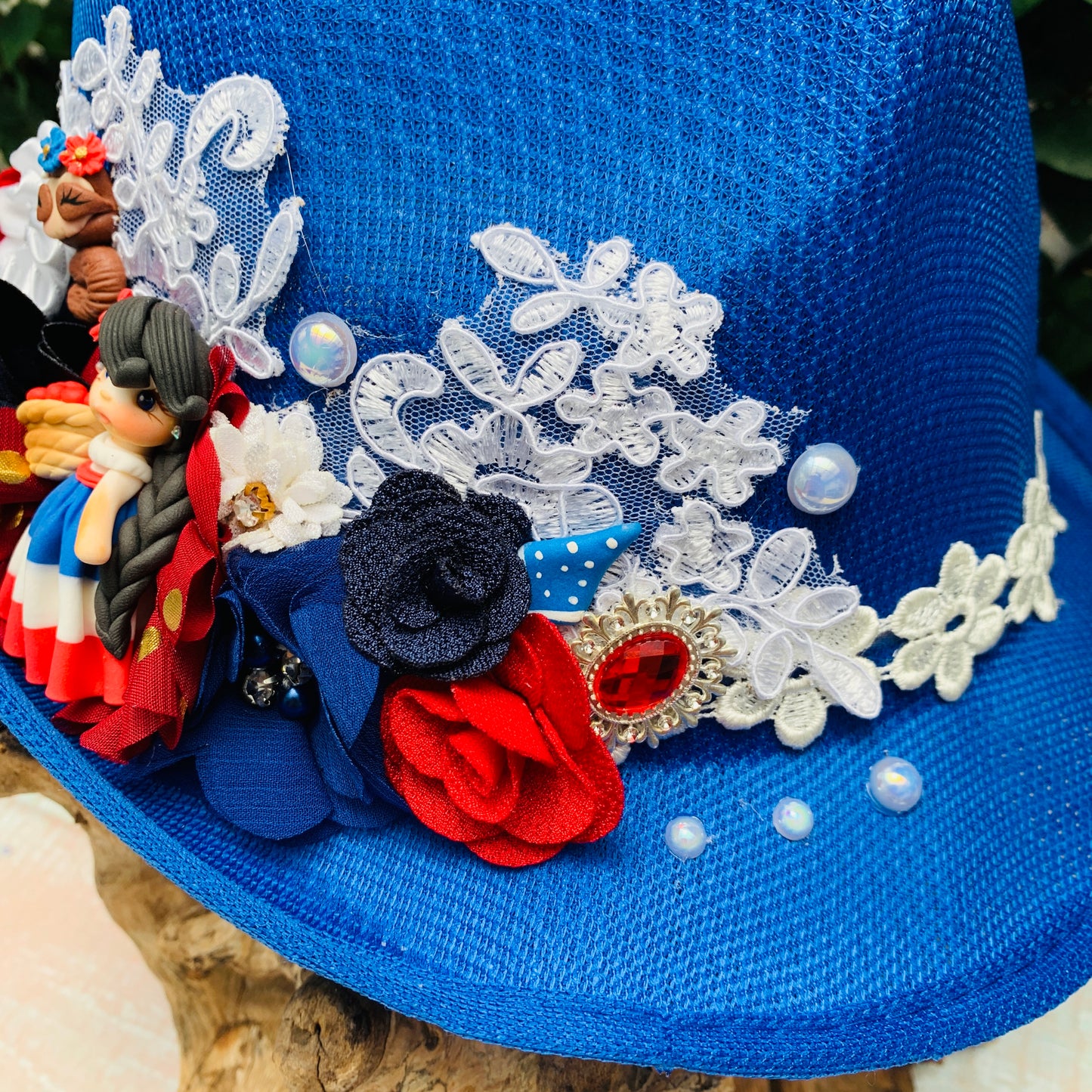 Chonete típico azul rey Adulto