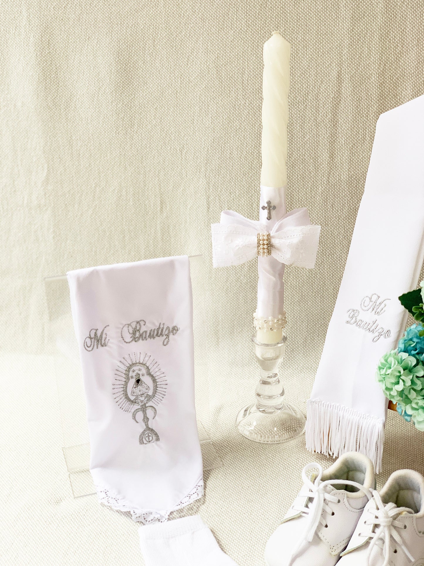 Paquete Set bautismal Virgencita de los Angeles Modelo 3