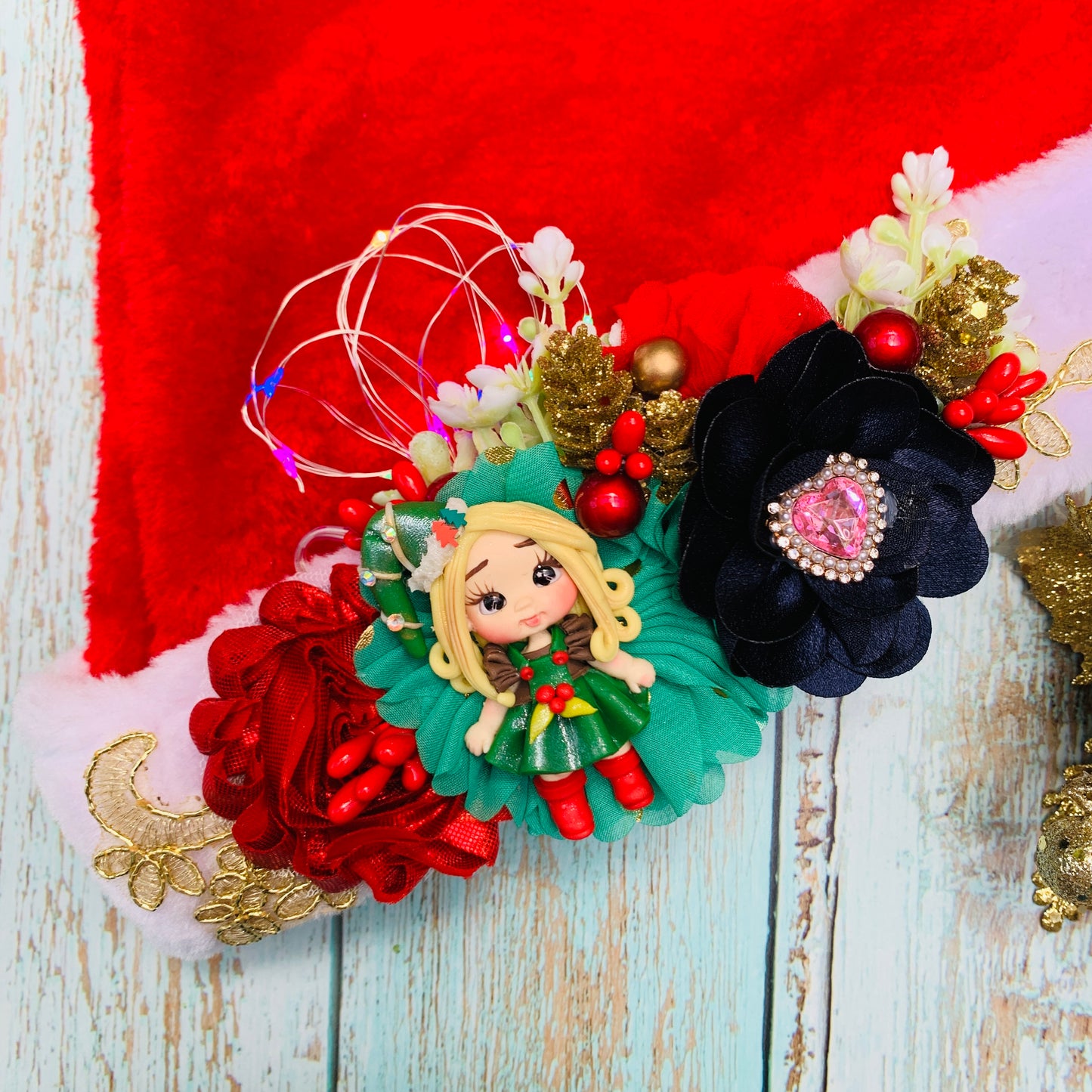 Gorro navideño con luces MODELO 1