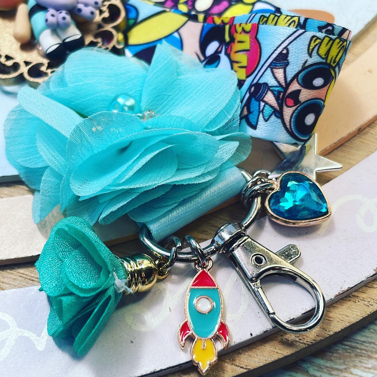 Portagafete de 3 piezas temático | Chicas súper poderosas