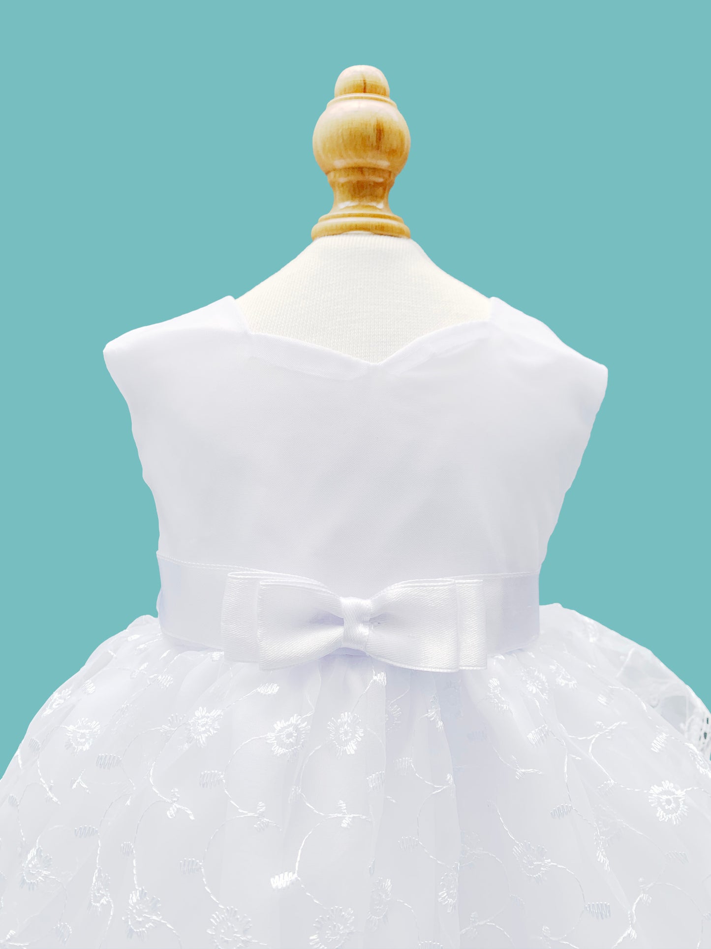 Vestido de corte diagonal