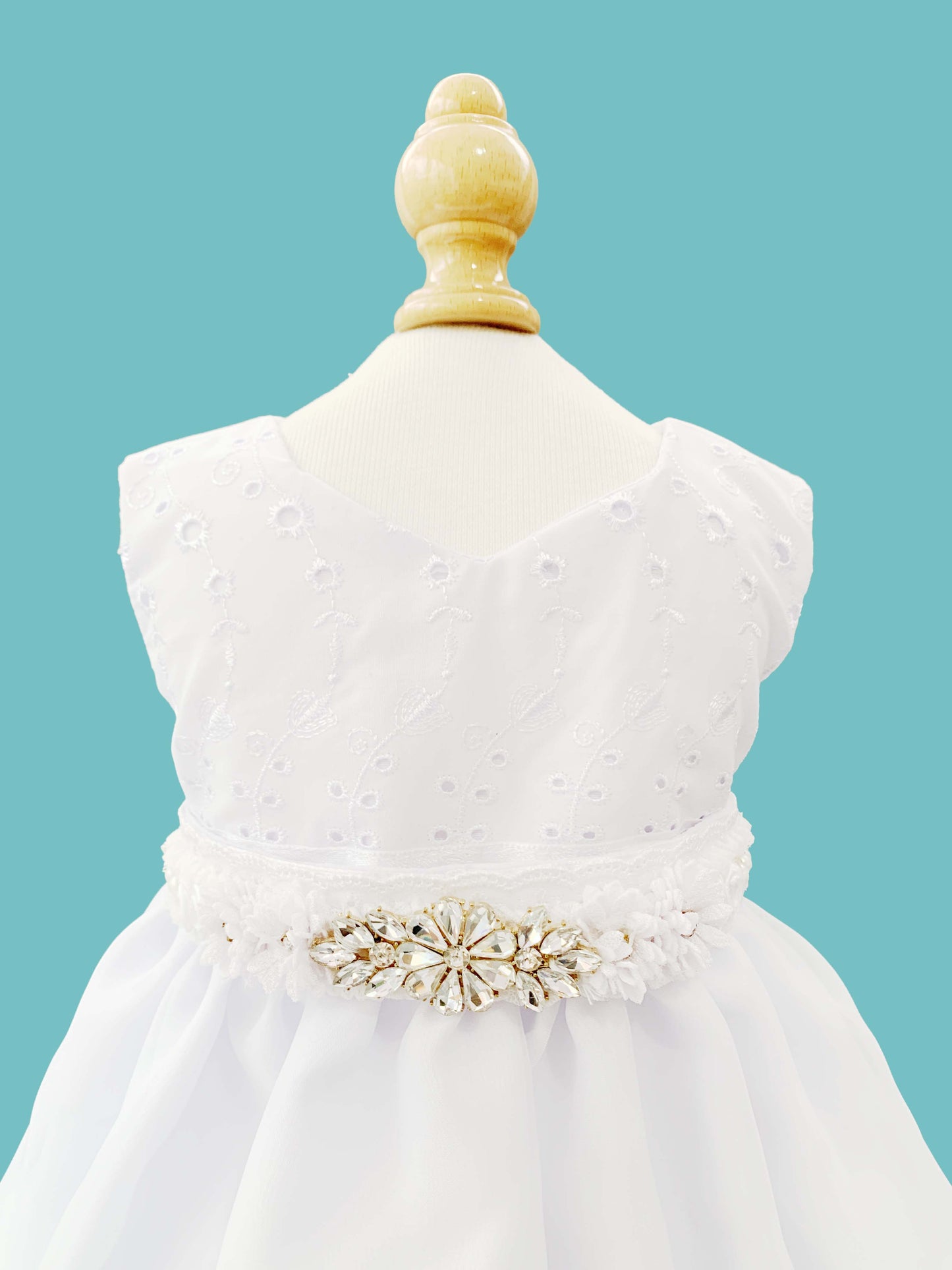 OFERTA SOLO TIENDA LINEA Set de Vestido 3 piezas desmangado + cinturón + calzoncito. Colección palo rosa Estilo 1