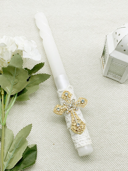 Candela torneada con cruz en pedrería