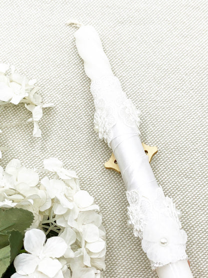 Candela Delgada con detalles dorados