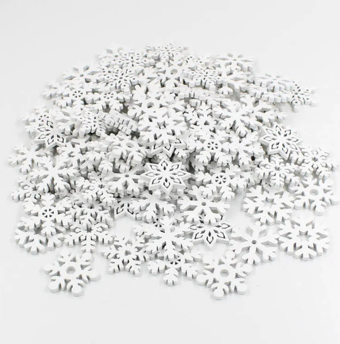 Paquete Copos de Nieve de Madera Blancos ( 10 und) 2.5cm