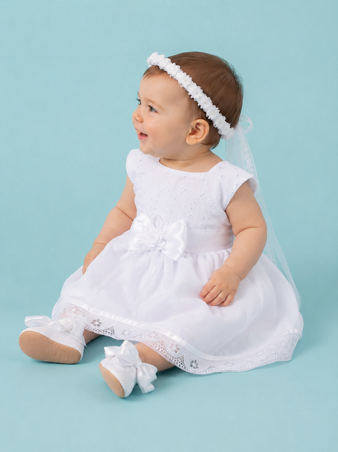 Vestido desmangado con librete