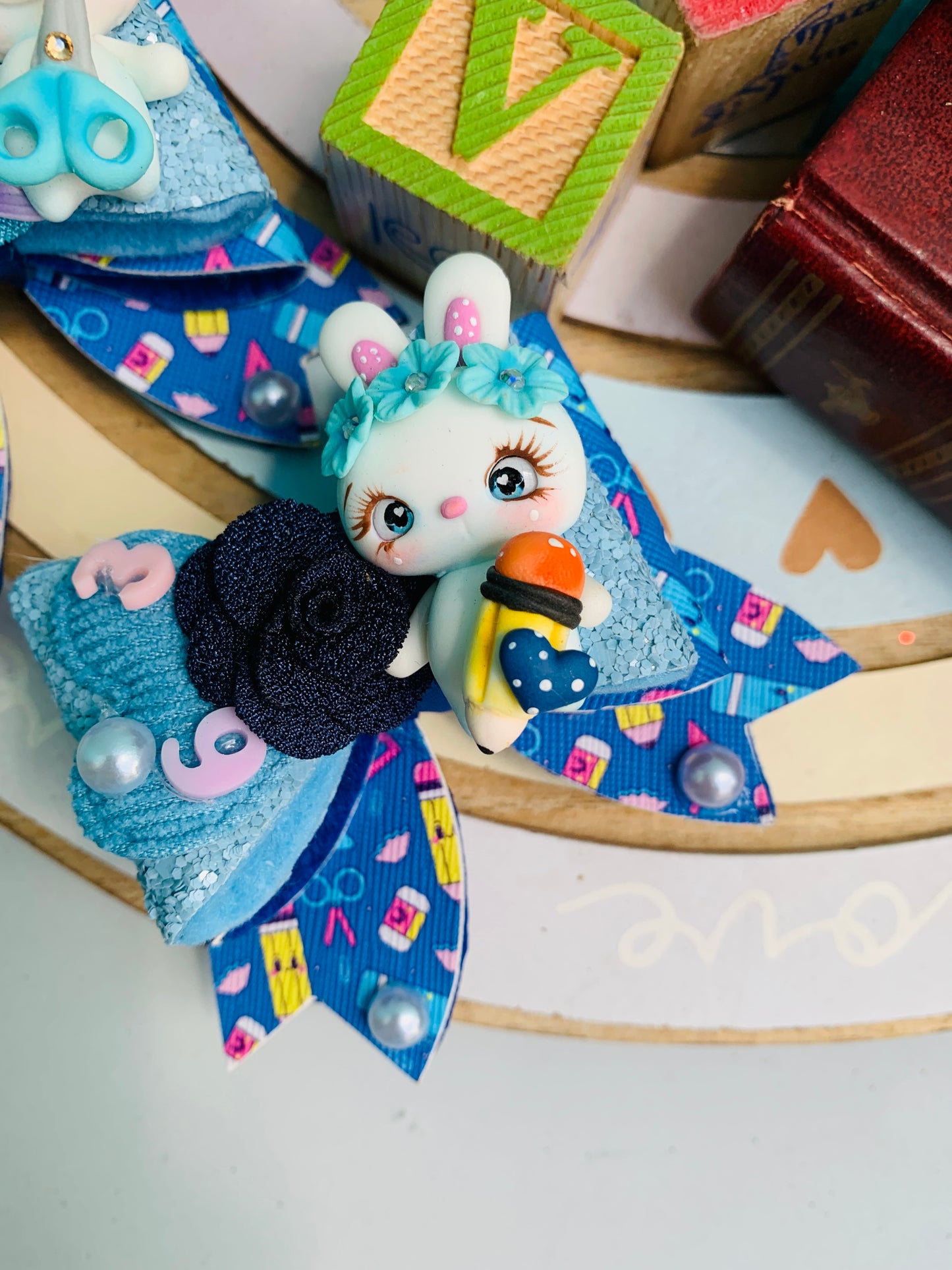 Par de prensitas con lazos temática Escolares | Unicornio escolar