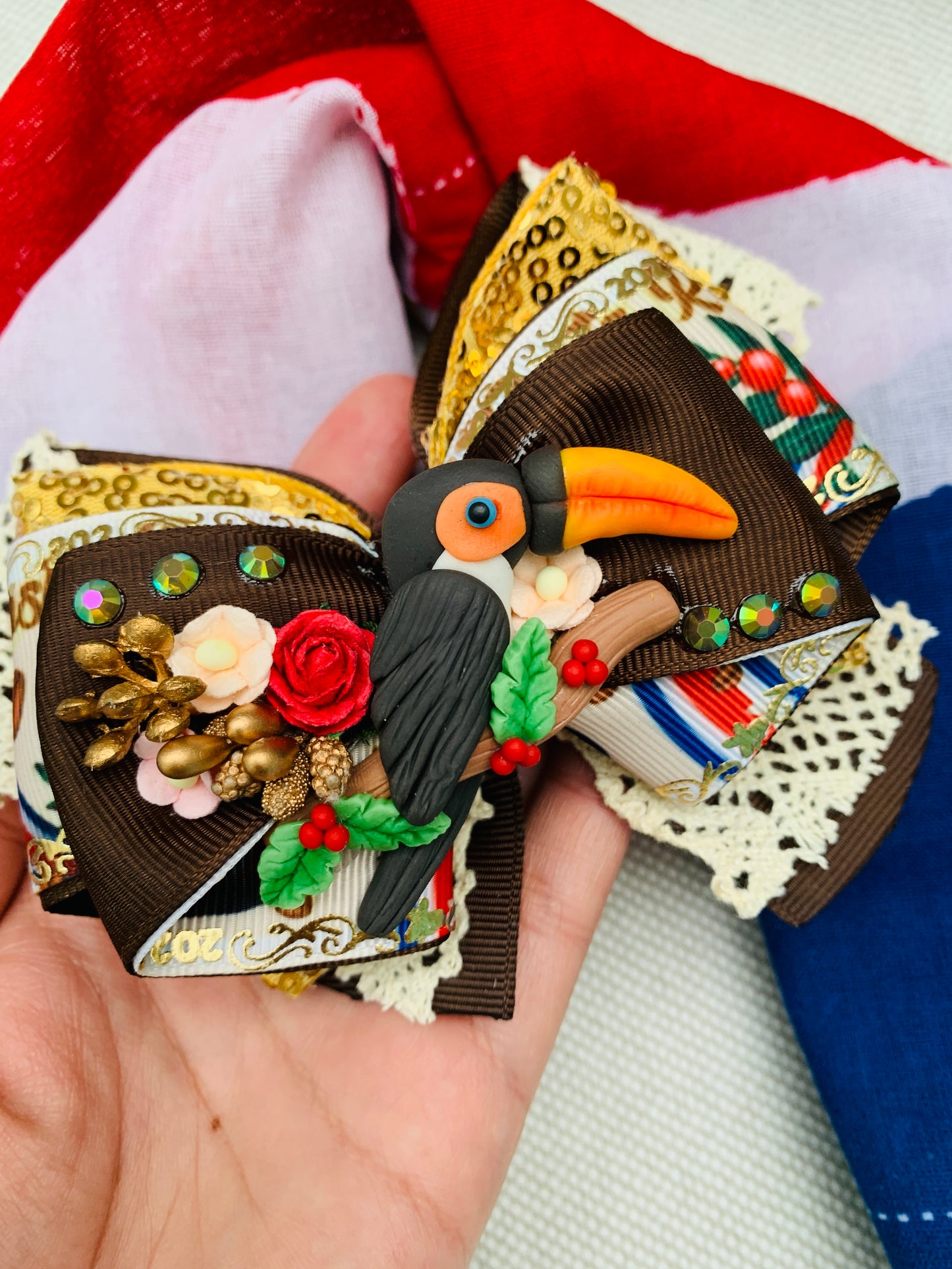 Lazo patriótico con diseño típico de Tucán Modelo 2