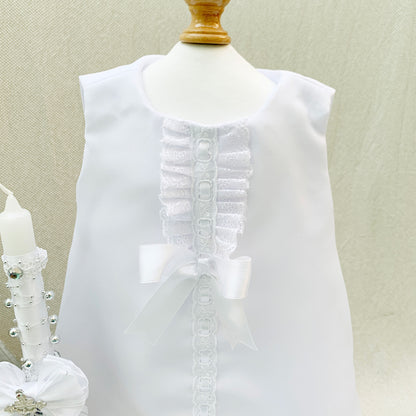 25%OFF Conjunto bautismal vestido corte en A blanca cinta + accesorios (6 piezas)