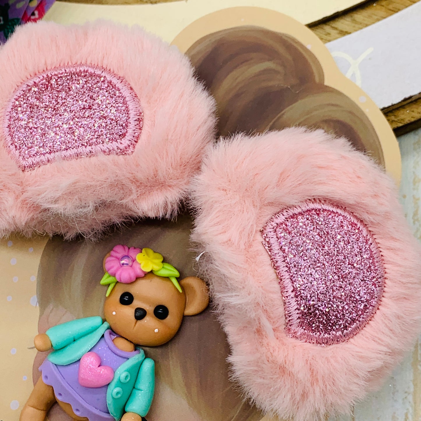 Set crea tu lazo/moño + porcelana temática Conejita Modelo 24