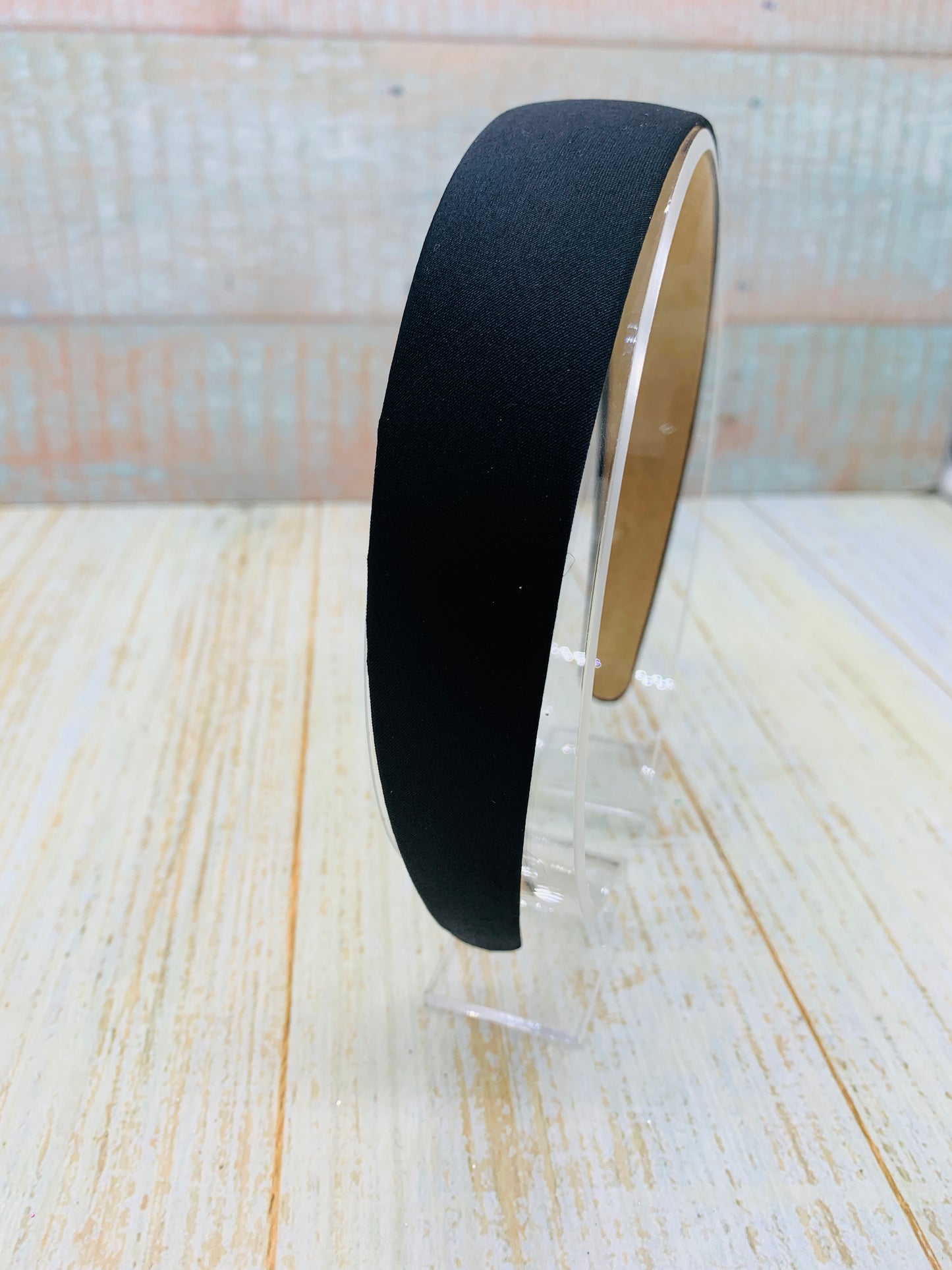 Diadema color negro