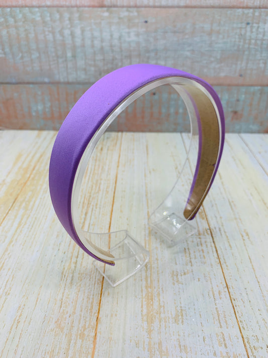 Diadema color morado mate