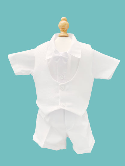 Traje con chaleco labrado con puntos estilo pantalón o short
