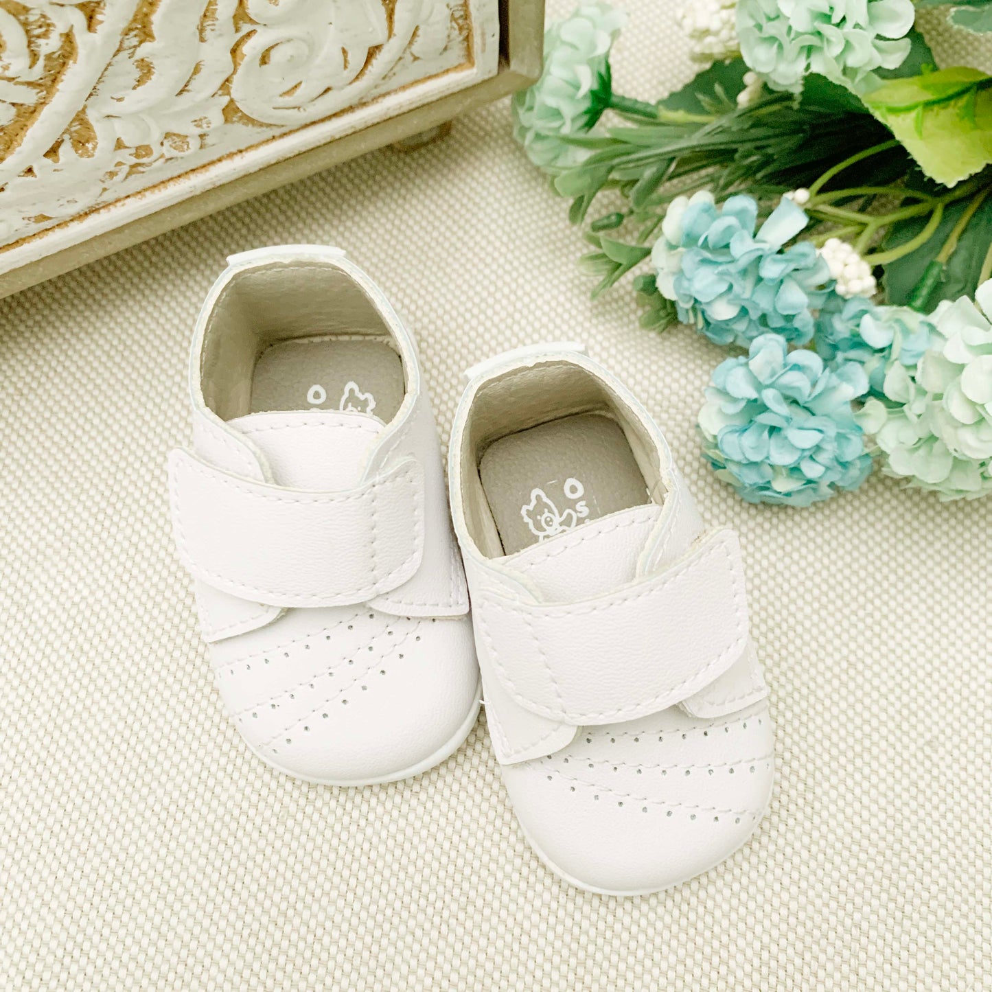 Zapato con velcro