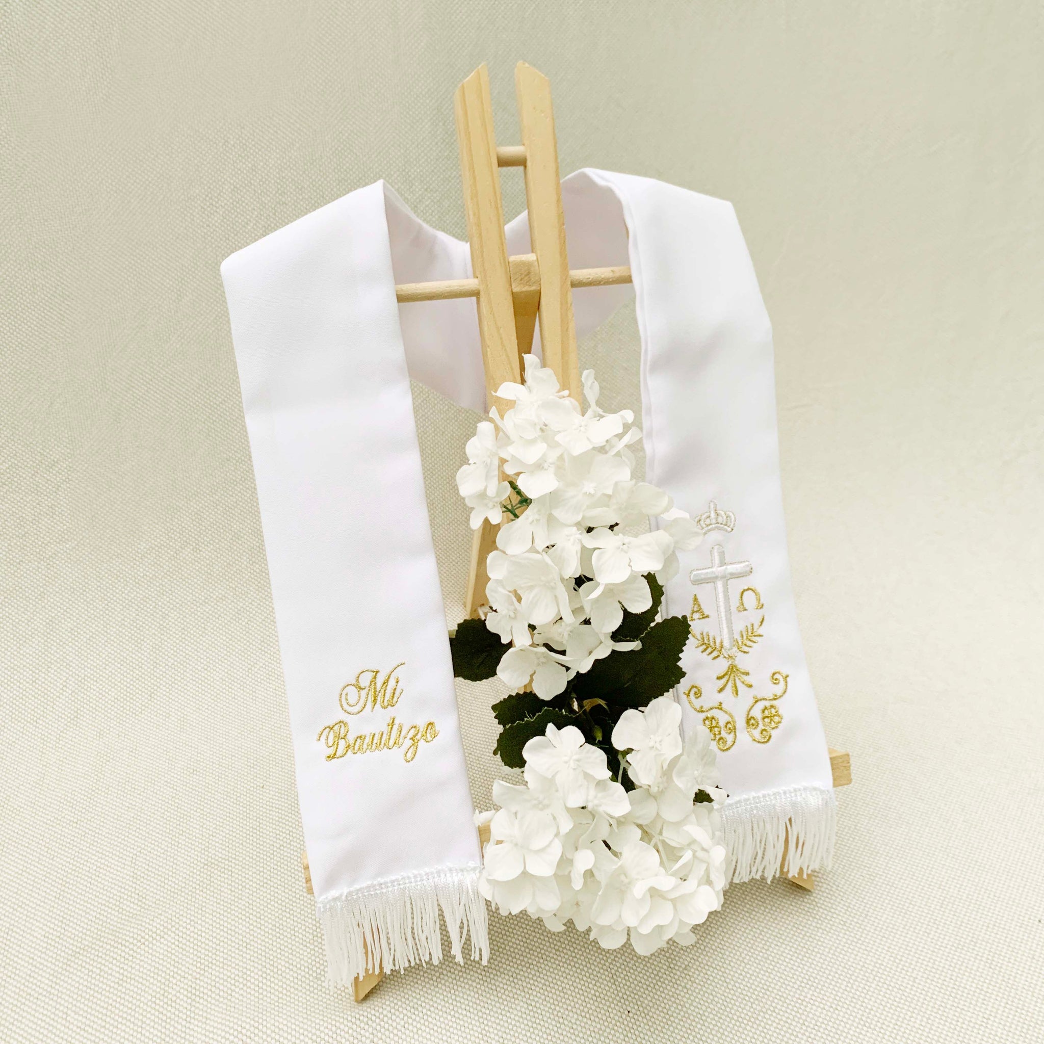 20%OFF Estola con cruz alfa y omega dorado o plateado