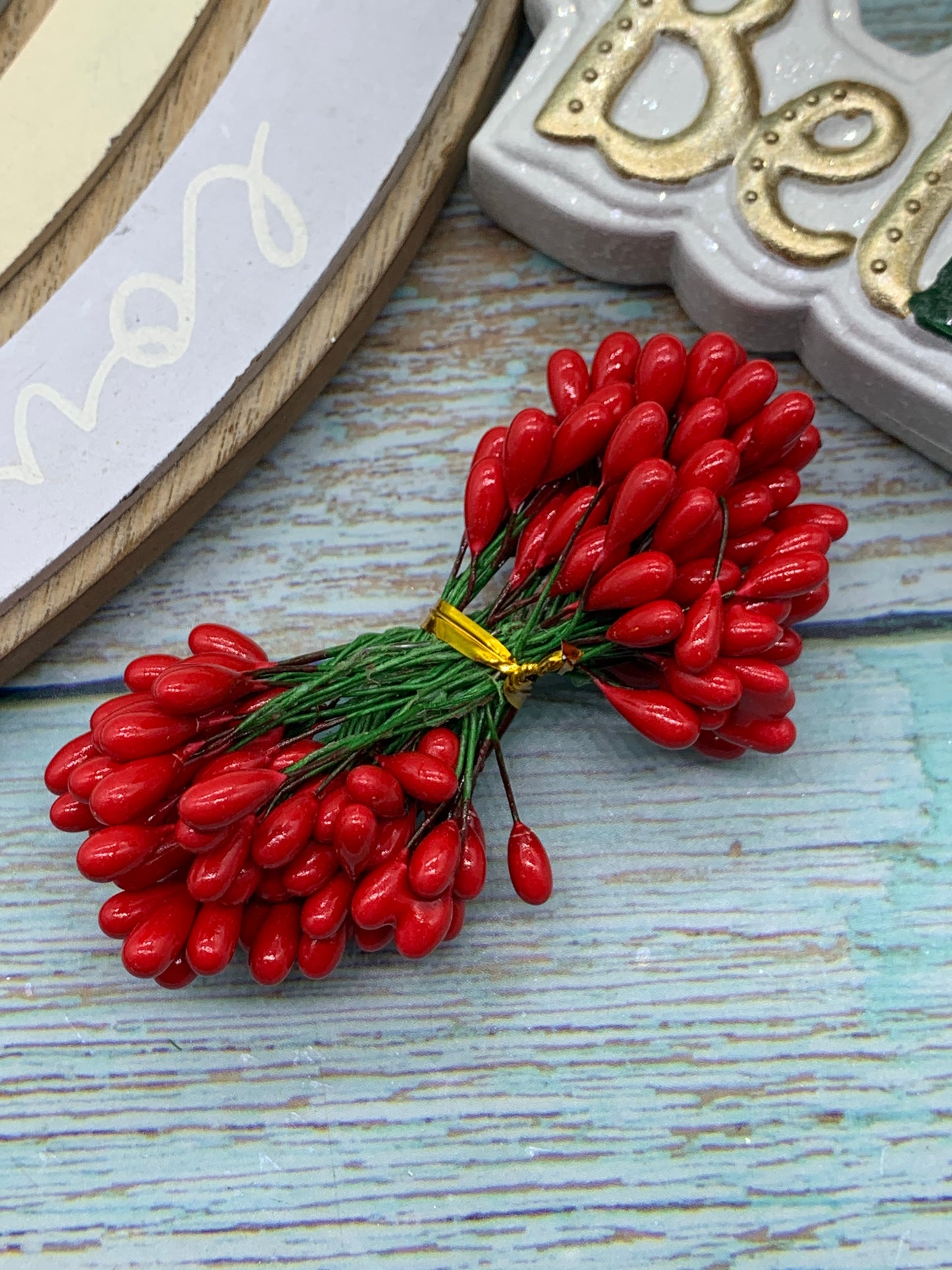 Pistilios rojos temática navidad Premium