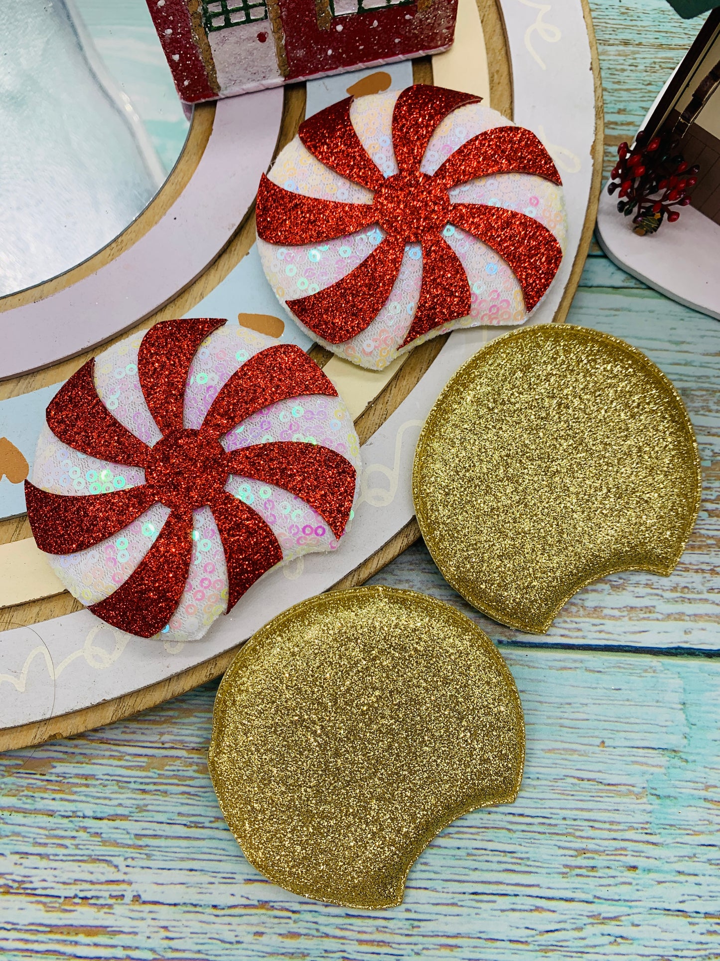 2 pares diferentes de Orejitas Navideñas 8cm MOD02