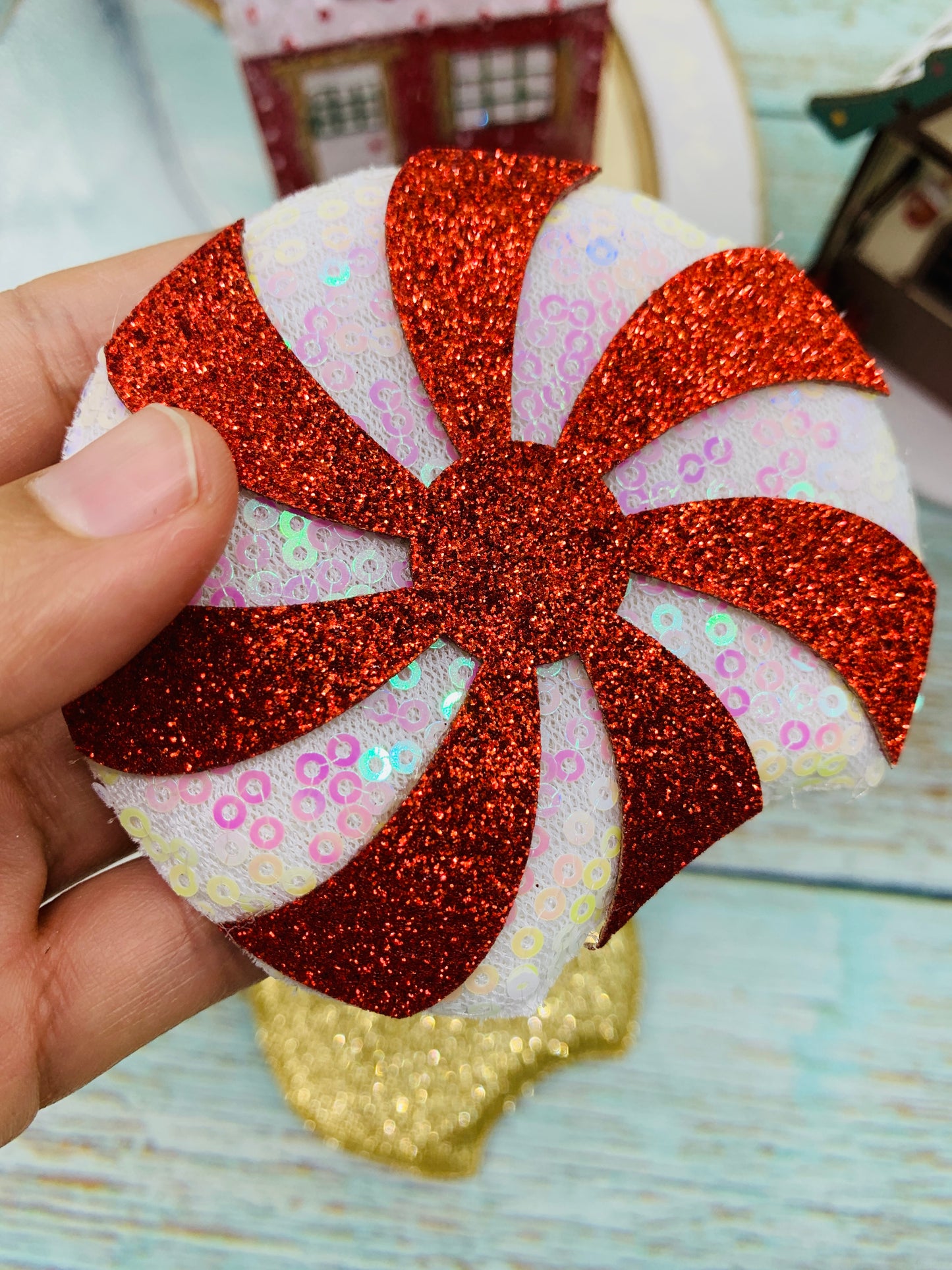 2 pares diferentes de Orejitas Navideñas 8cm MOD02