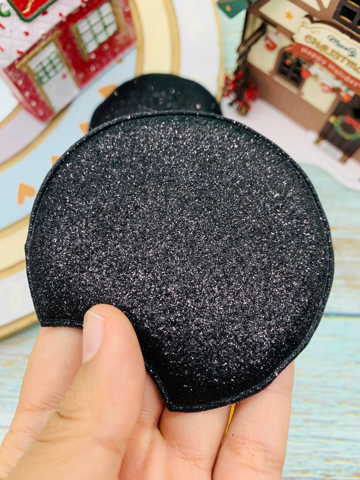 2 pares diferentes de Orejitas Navideñas 8cm MOD04