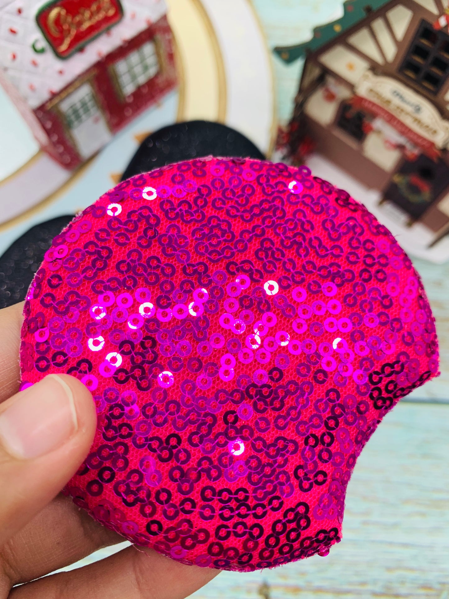 2 pares diferentes de Orejitas Navideñas 8cm MOD05