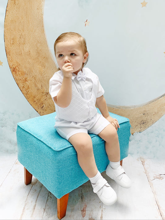 Traje con chaleco labrado rombos estilo pantalón o short