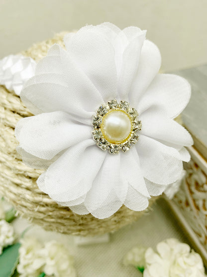 Vincha con detalle en pedrería