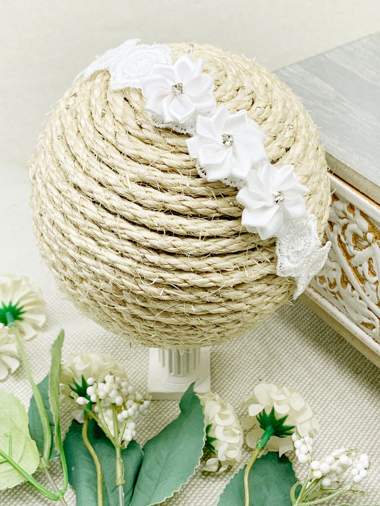 Vincha de banda delgada con flores Modelo 1