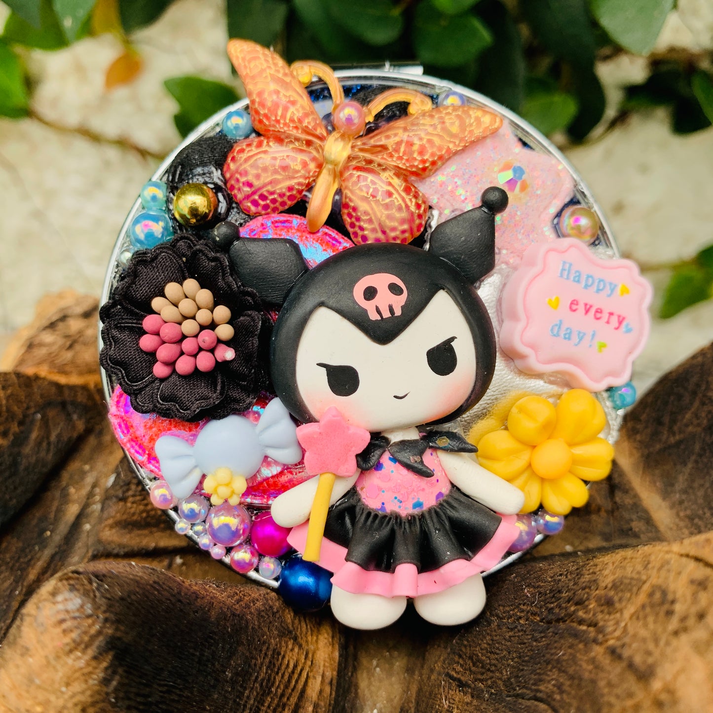 Espejito de bolsillo coleccion Sanrio | KUROMI