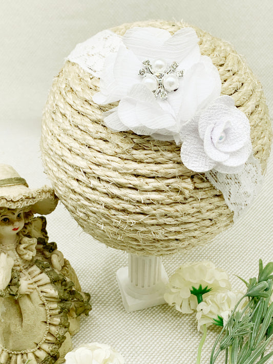 Vincha de banda ancha con flor trebol