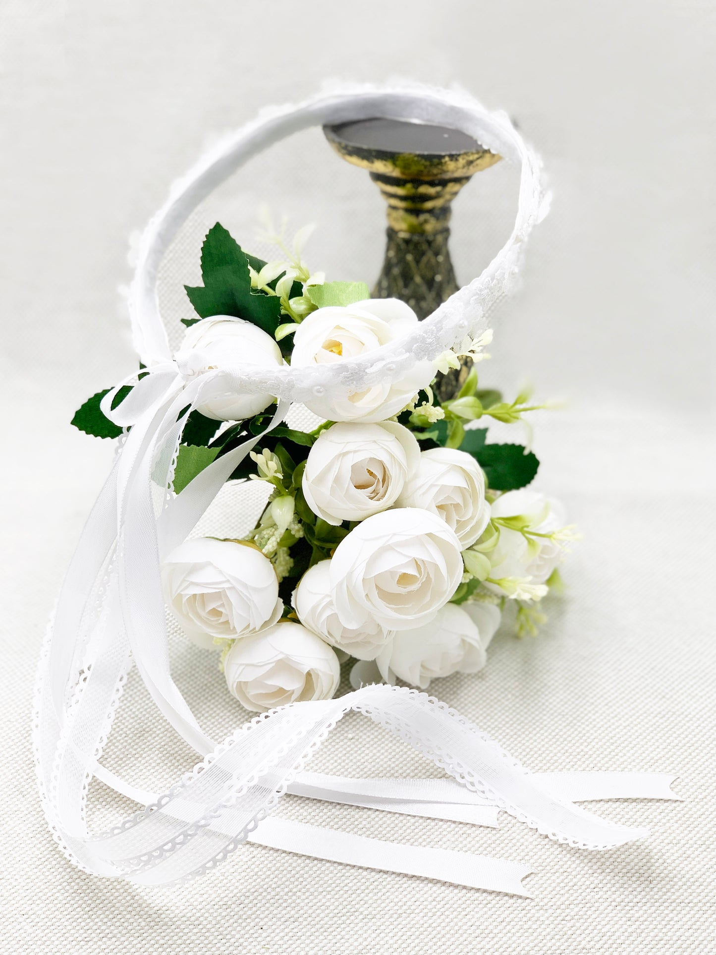 Corona perlitas encaje floreado