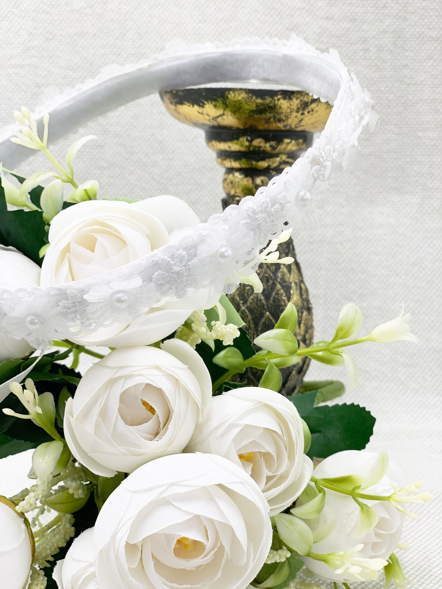 Corona perlitas encaje floreado