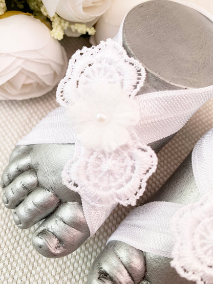 Pies descalzos con flor y encaje bordado Modelo 2