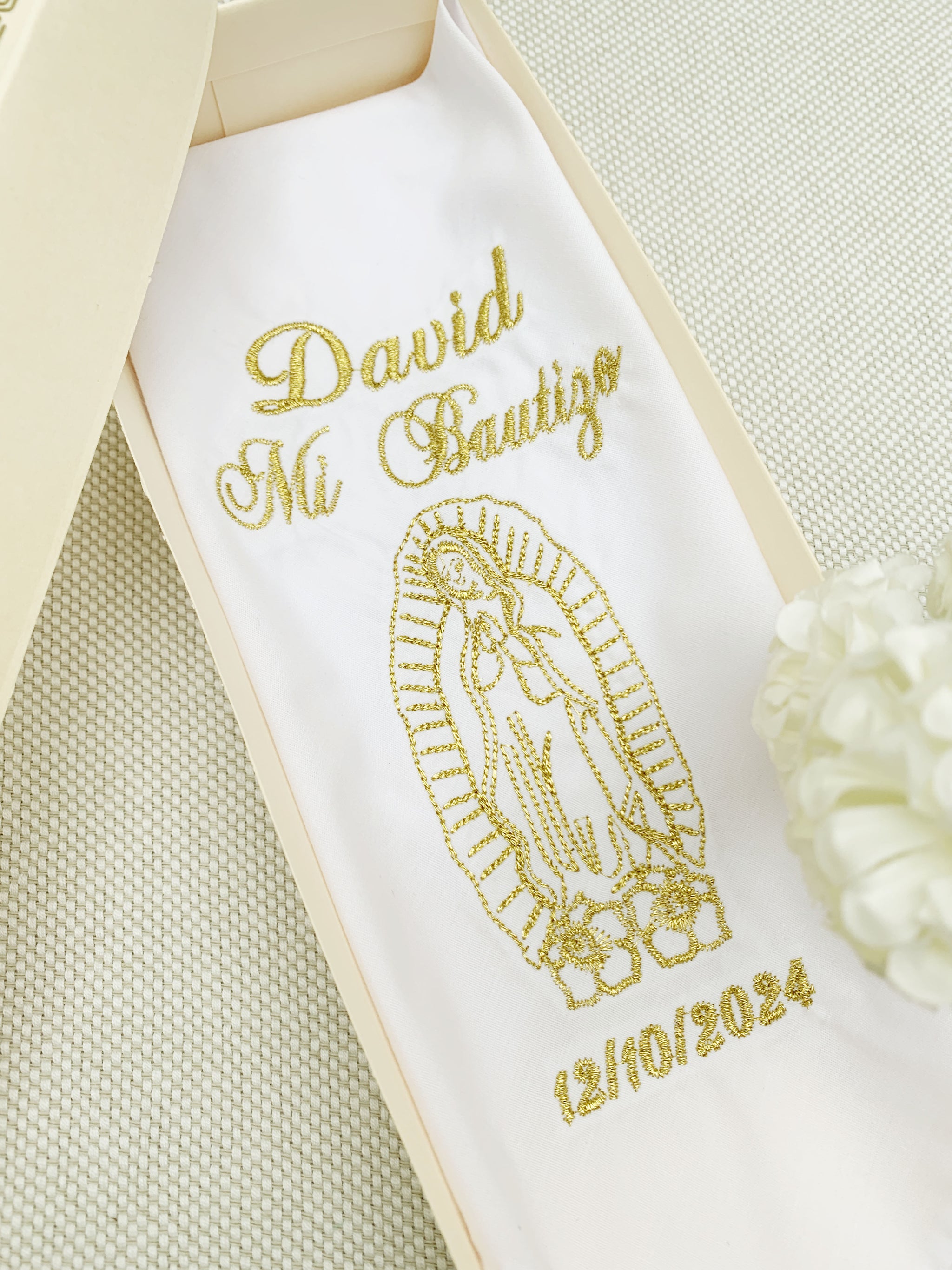 Pañito Personalizado Docoma Virgencita de Guadalupe dorado o plateado (8 días hábiles fabricación)