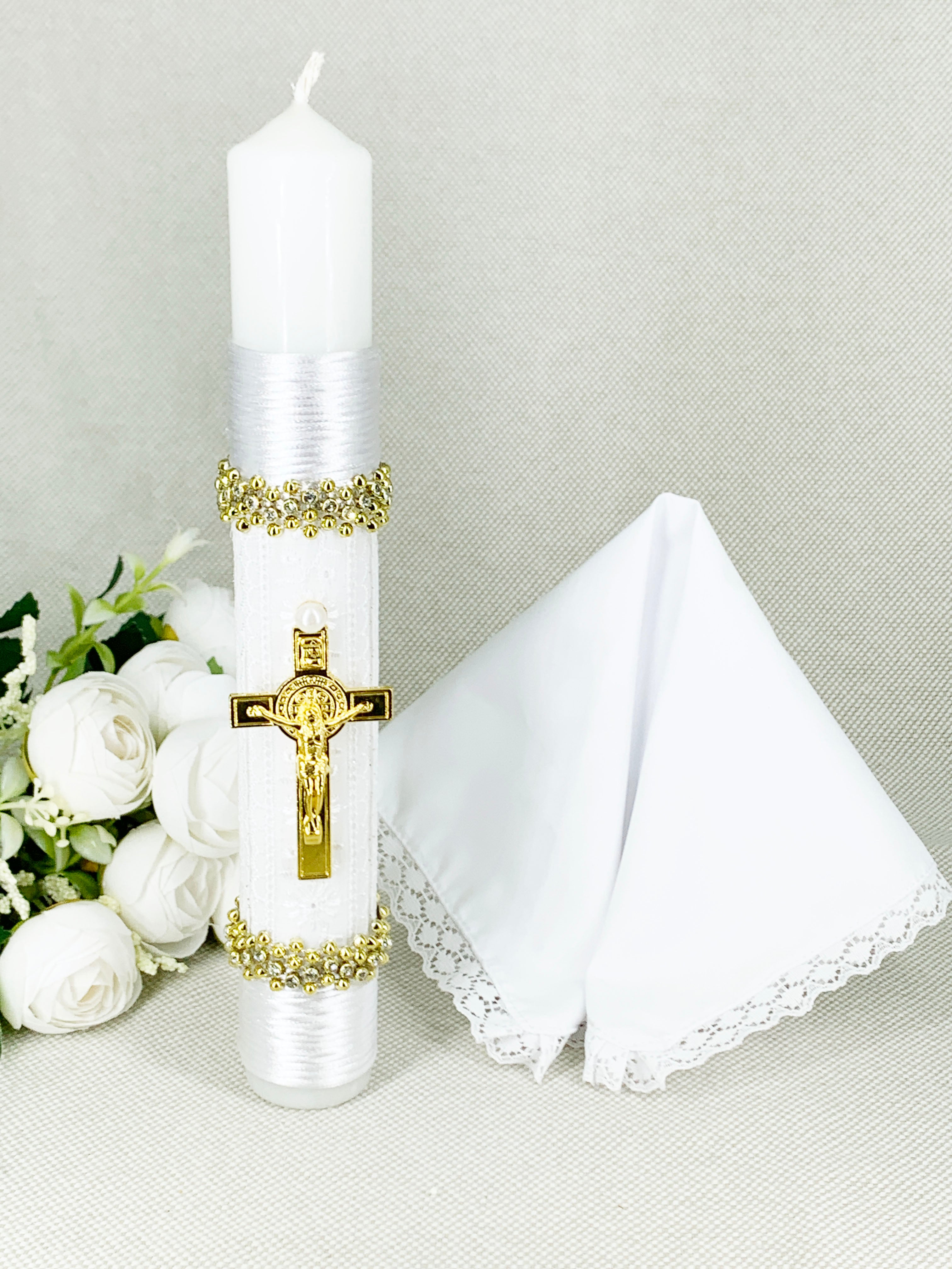 OFERTA SOLO TIENDA EN LINEA Cirio Bautismal + Regalía pañito - Modelo con cruz de pedrería dorada