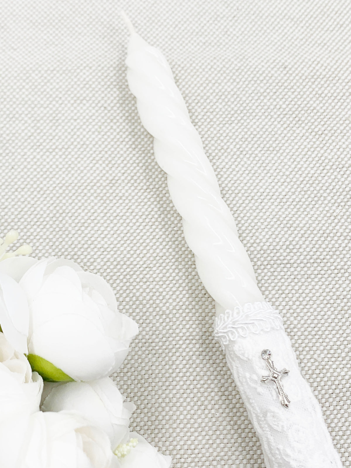 Candela para bautizo torneada encaje blanco
