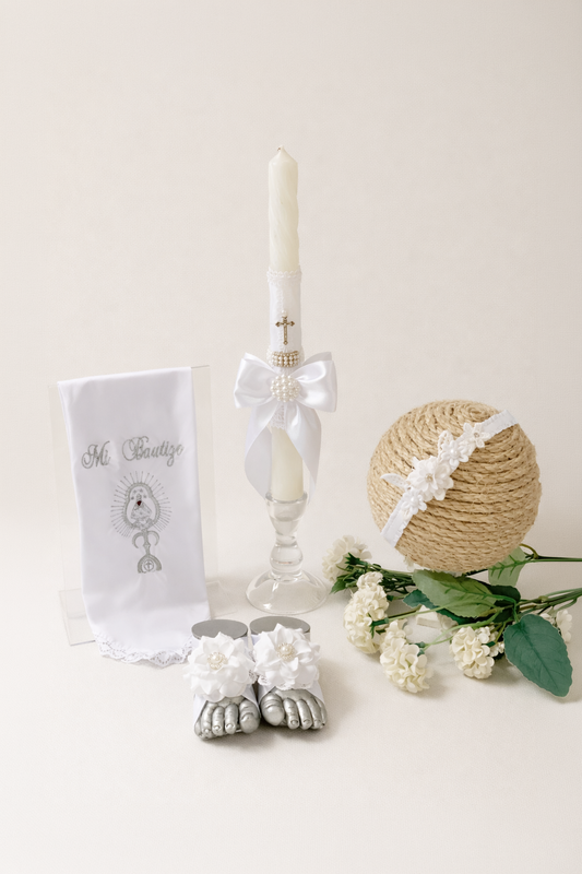 Paquete Set bautismal Virgencita de Los Angeles Modelo 4