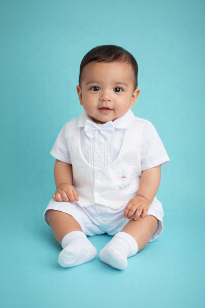 Traje tradicional 3 piezas labrado piel de elefante bordado caliz estilo short